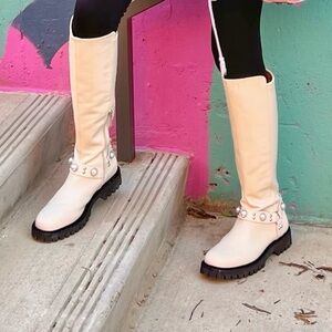 Karl Lagerfeld Renley White boots